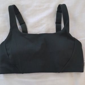 Lululemon Ribbed Train Bra Brand New
